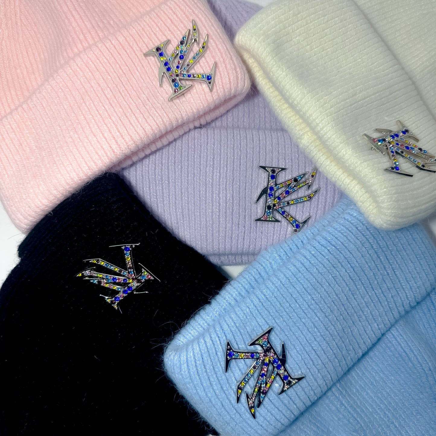 CRYSTAL LOGO KNIT BEANIES